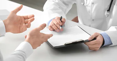 Ärztliche Rücksprache bei chronischen Krankheiten vor der Anwendung